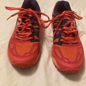 Women's Brooks Cascadia trail-running shoes